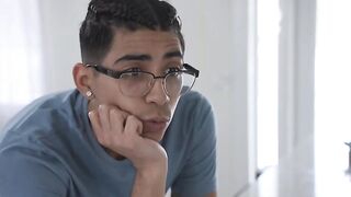 Jennifer White - Atrapado entre las tetas de mama sub esp