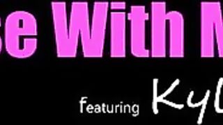 Kylie Quinn Provocando A Mi Hermanito Para Que Me Viole Sub Esp