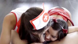 Emily Willis  Avi Love - Engaña a su hermana y amiga para follar sub esp