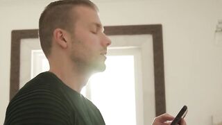 Mama Me Ayuda A Terminarlo HD