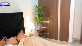 Sarah Black Mi Hio busaca cualquier excusa para meterme la polla Sub Esp