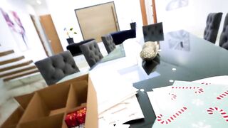 Liz Jordan - Perdiendo la Virginidad con el padrastro sub