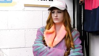 Alex Harper - Atrapada Robando Lencería pt 1