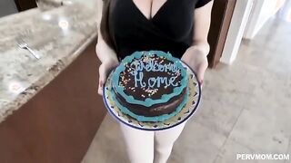 Brianna Rose Coño jugoso para mi hijo salido de la carcel Sub