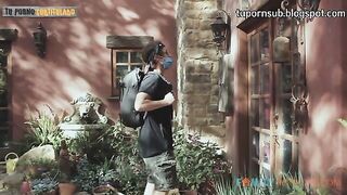 JENNIFER WHITE- Recibe ayuda de su hijo mientras su esposo está atrapado en China. Subtitulado