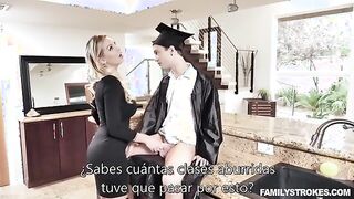 Toga y birrete con mi madrastra kenzie Taylor sub