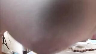 Dulce jovencita busca abuelete