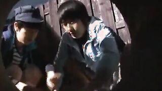 Shino Megumi - Madrastra es penetrada por sus 2 hijos (sub esp)
