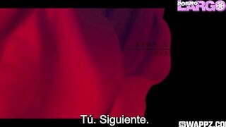 Madrstras follan con sus hijos en una orgia anal