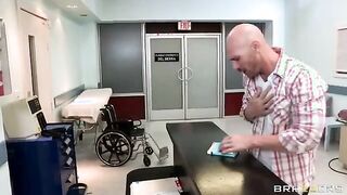 Liza Del Sierra B sub 3 video