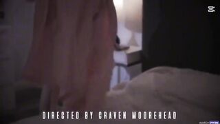 Julia Robbie Veo Una pelicula porno con mi madrastra y me termina follando Sub