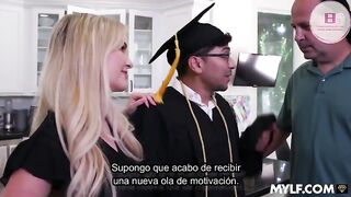 Slimthick Vic   Mi Madrastra se deja manosear y follar por mi graduacion Sub