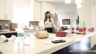 Lexi Luna   Mi Madre encuentra mis condones por accidente Sub