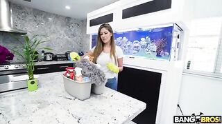 Alexa Vega Una Mucama muy puta