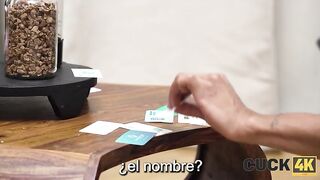 Sophia Veller una chica rubia folla delante de su esposo