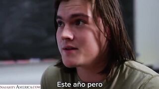 Mi maestra me ofrece su ayuda sub - Britney Andrews