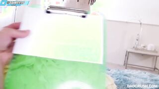 Hija la familia se corre primero - sub español