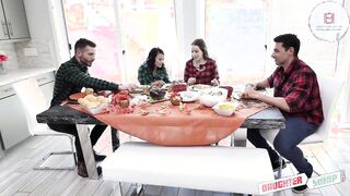 Gatitas En Acción De Gracias Parte 1 – sub español