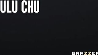 Esposa enokada obliga a la mucama a follar los tres con su marido - porno gratis