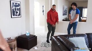 ABBY ROSE  MILF CALIENTE EN LA COCINA SUB ESPAÑOL