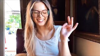 Molly Little  El juego secreto Sub