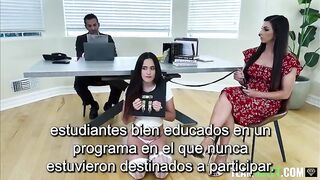 Universitaria es castigado sexualmente por el director y su secretaria - Porno Gratis