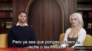 Mujer rubia folla por el culo con su amigo