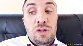 Mi novia sexy de rico culo me deja correrme dentro de su culo por nuestro universario