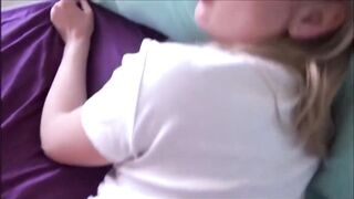 hermano y hermana practican sexo