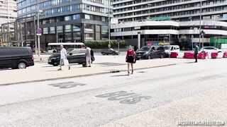 La sexy influencer esta de viaje perdida aprovecho para follarla uff que rico culo