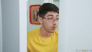 La novia de mi amigo y su madrastra me encantan para follarlas (creampie)