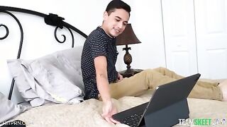 Mi novia consigue creampie mio