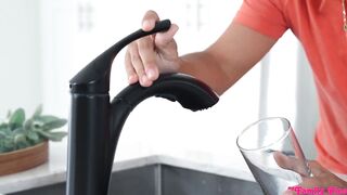 Me follo a mi sexy hermnastra (creampie)