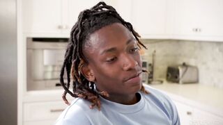 Creampie a la sexy rubia milf