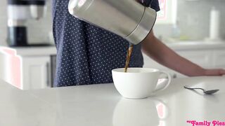 Creampie a mi hermanastra