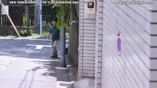 Marido Cornudo comparte a su Esposa con unos Extraños NTR