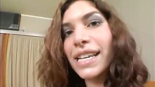 Bianca Biaggi, literal se tragó semen de tres negros