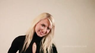 Anikka Albrite, lo que daría por cojerme esa rubia