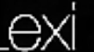 Lexi.Dona examina su coño