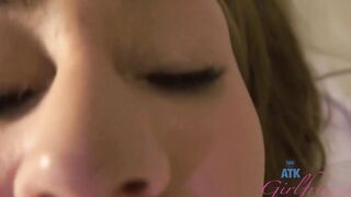 Tratando de embarazar a mi novia de 18 años de edad