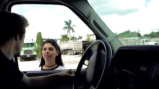 Gina Valentina, putita raptada para ser cojida en el van