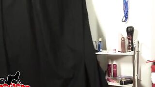 Julia Mattos, la vendedora se probó la ropa para la esposa y al marido
