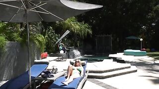 Savannah Bond, tu pija grande no me quepa en la boca pero si en mi concha