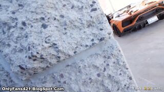 Angela White, cojer rico y ganar mucho dinero van conmigo