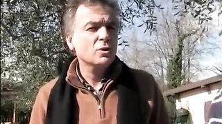 Se folla a su madrastra
