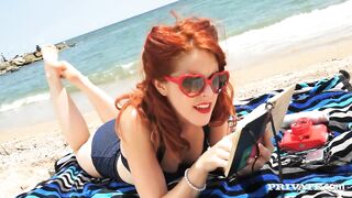 Amarna Miller disfrutando del verano y del vendedor de helados