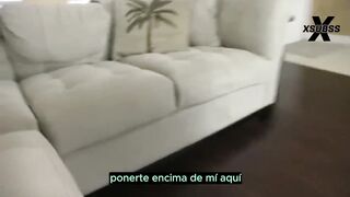 Lenna Sky usa a tu madrastra para sexo