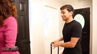 Rachel Steele & Hailey Rose Welcome Max Fills