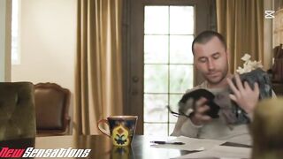 Pequeña hijastra Harmony Wonder anhela la polla de papá sub esp