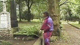 Misterio en el cementerio 2 video